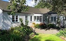 La Petite Ferme Manor - Spacious Garden Holiday Home